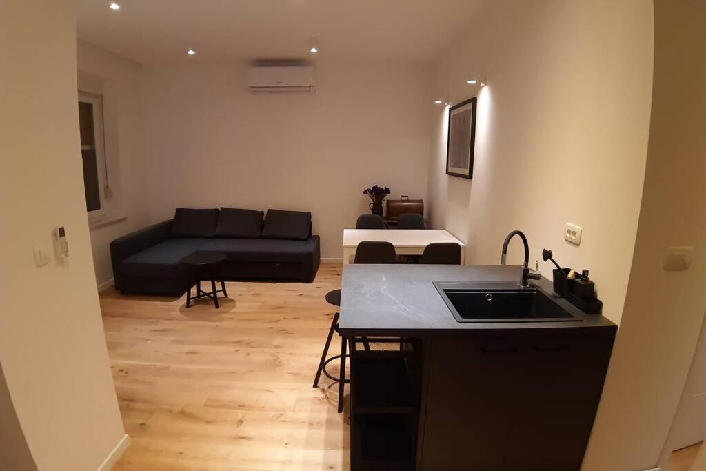 Apartment Lenka ซาดาร์ ภายนอก รูปภาพ