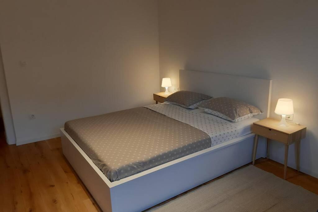 Apartment Lenka ซาดาร์ ภายนอก รูปภาพ